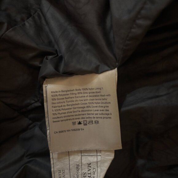 Lululemon Goose Down Puffer Women's Jacket Size 2 - Picture 6 of 6